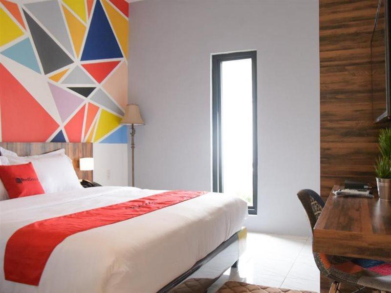 เรดดอร์ซ พลัส เนียร์ ยูนิเมด เมดาน Hotel ภายนอก รูปภาพ